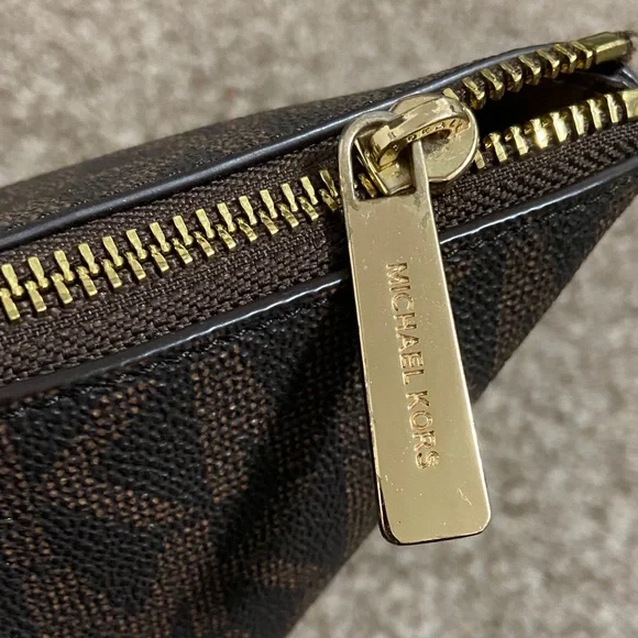 Michael Kors Signature Brown and Tan Tote🤎LIKE NEW🤎SUPER CLEAN🤎 - Picture 6 of 13